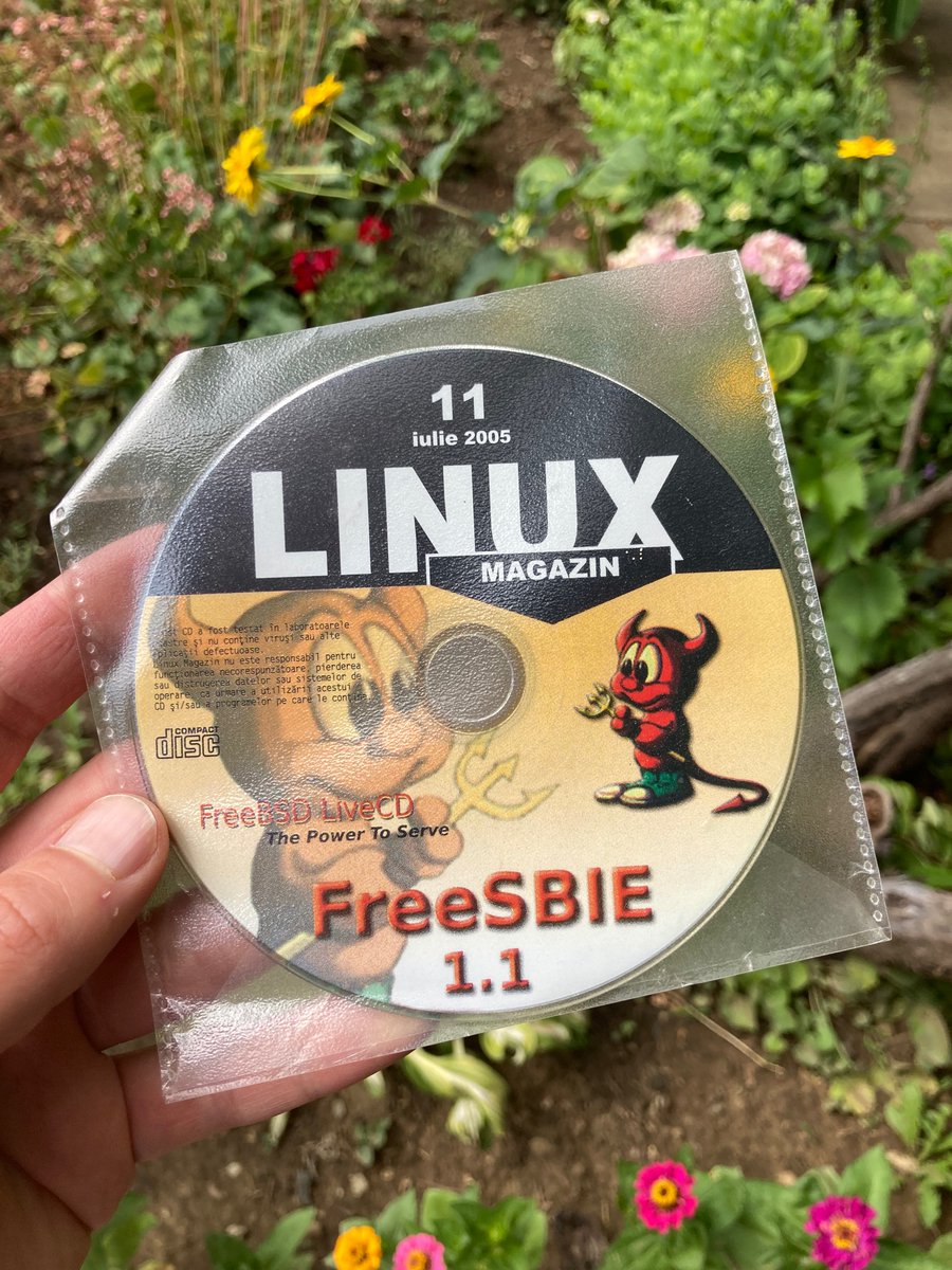 danieliszl's tweet image. I found on the shelf a very important CD I bought with Linux magazine during my college years. I had to opportunity to share this memory with @DLangille who I believe was glad to hear it 🙂
#FreeSBIE #FreeBSD #beastie