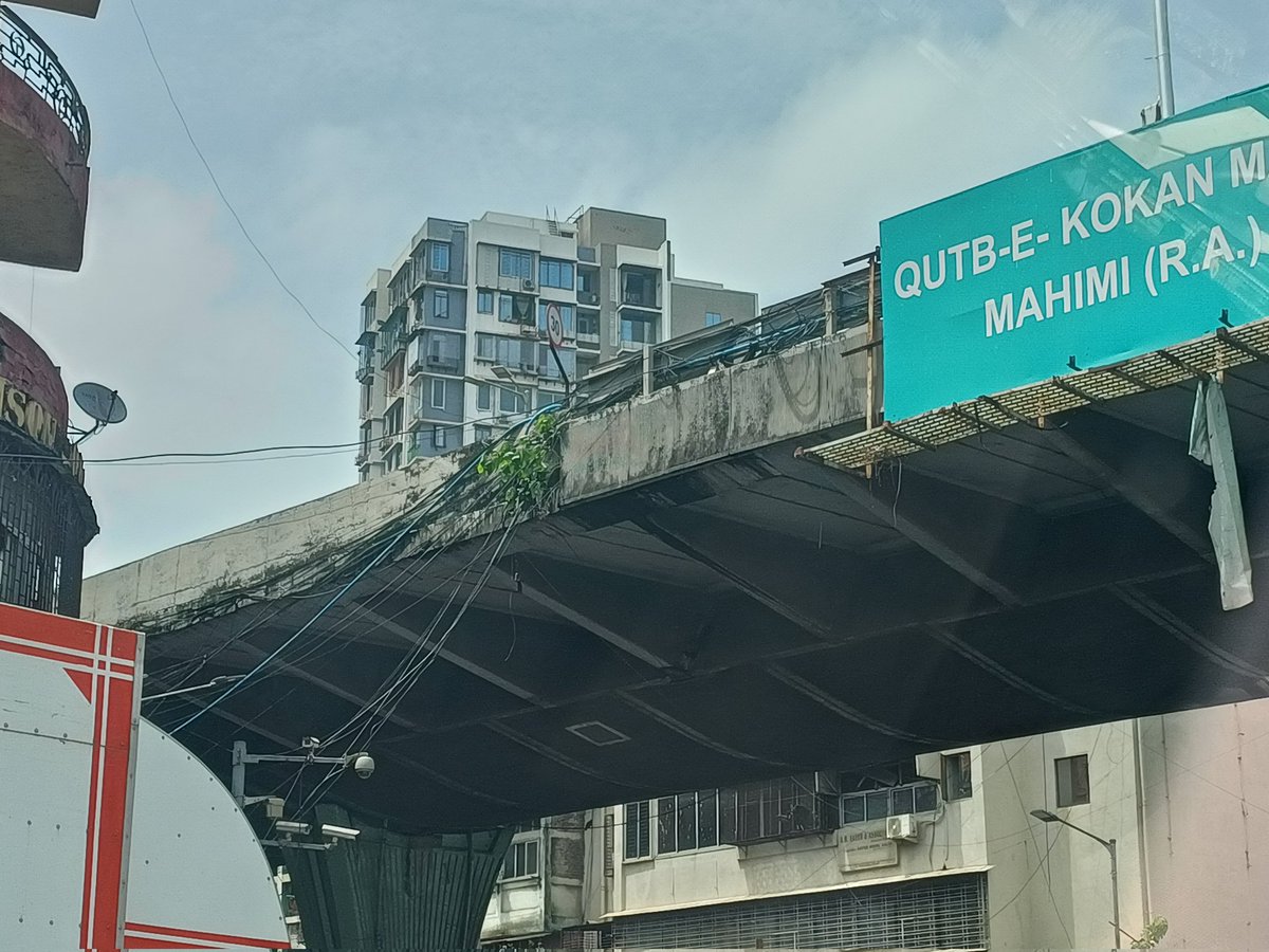 Ibrahim A. Morbiwala (@drmorbiwala) on Twitter photo JJ flyover. See how it's deteriorated and is certainly dangerous. <a href="/mybmc/">माझी Mumbai, आपली BMC</a> <a href="/MCGM_BMC/">Mumbai</a> <a href="/CMOMaharashtra/">CMO Maharashtra</a> <a href="/TOIMumbai/">TOI Mumbai</a> <a href="/CPMumbaiPolice/">Commissioner of Police, Greater Mumbai</a> <a href="/mid_day/">Mid Day</a> #Mumbai <a href="/AndFootpath/">Mumbai Roads And Footpath News</a> <a href="/Mumbai/">Mumbai</a> JJ flyover. See how it's deteriorated and is certainly dangerous. <a href="/mybmc/">माझी Mumbai, आपली BMC</a> <a href="/MCGM_BMC/">Mumbai</a> <a href="/CMOMaharashtra/">CMO Maharashtra</a> <a href="/TOIMumbai/">TOI Mumbai</a> <a href="/CPMumbaiPolice/">Commissioner of Police, Greater Mumbai</a> <a href="/mid_day/">Mid Day</a> #Mumbai <a href="/AndFootpath/">Mumbai Roads And Footpath News</a> <a href="/Mumbai/">Mumbai</a>