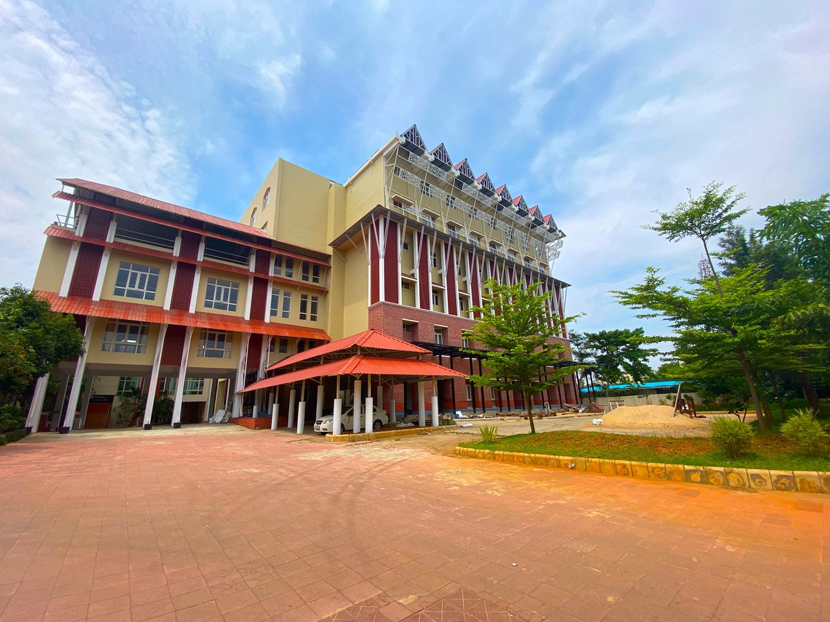 KIITUniversity's tweet photo. Architectural Magnificence!

#KIIT #kiituniversity #bbsr https://t.co/U0nsemXD2v