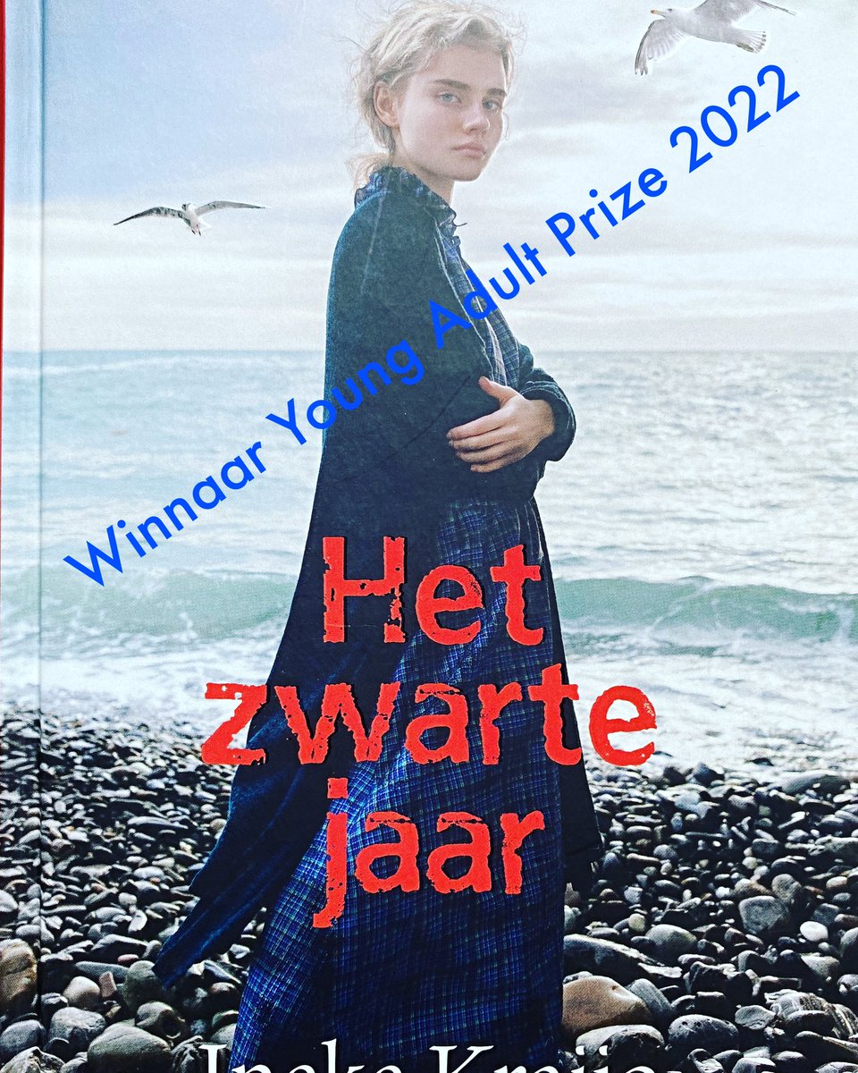 Hoera!
Mijn boek Het zwarte jaar heeft de Young Adult Prize 2022 gewonnen! Zo blij mee. #YA #Ierland #geschiedenis #lezen #boeken #historie #romans