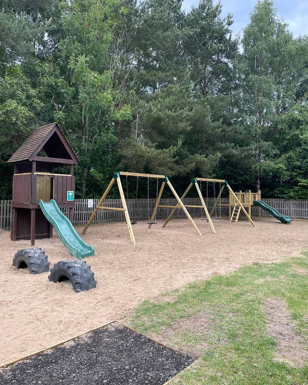 Blakemere Village tweet media