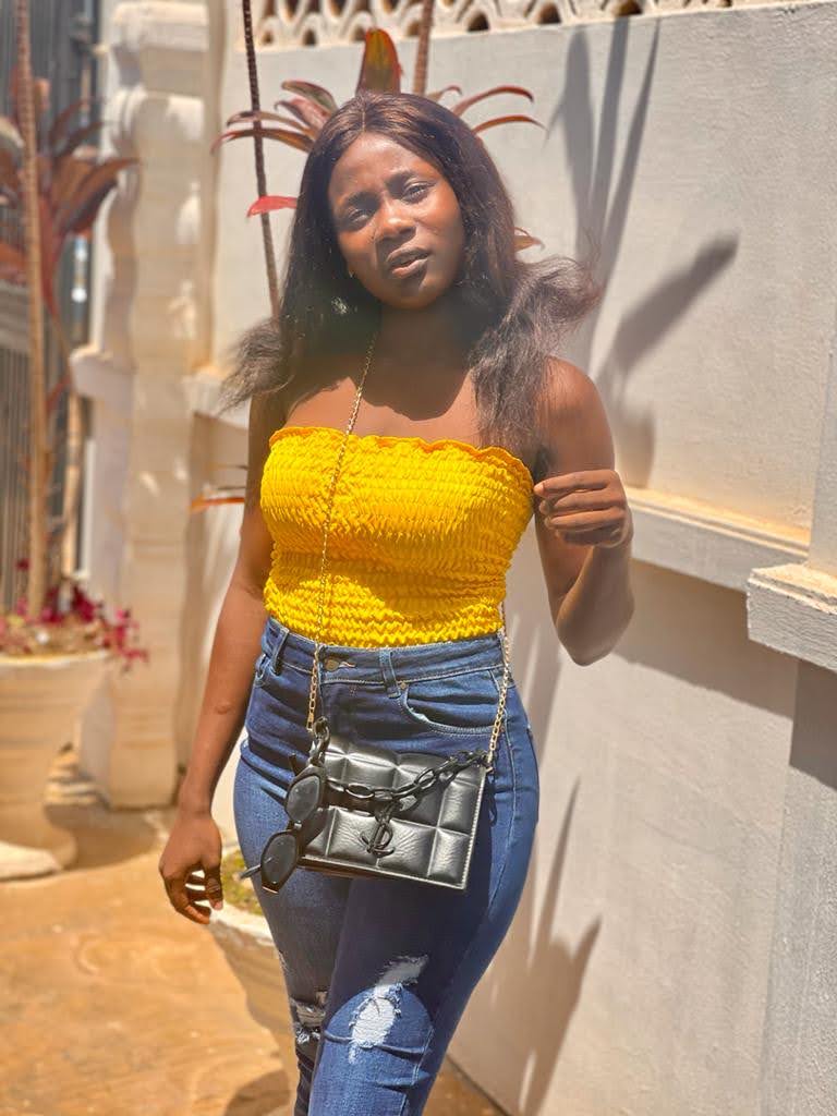 Favour74516467's tweet photo. First time dropping picture here🙈🤗 https://t.co/XW2saTQlLy