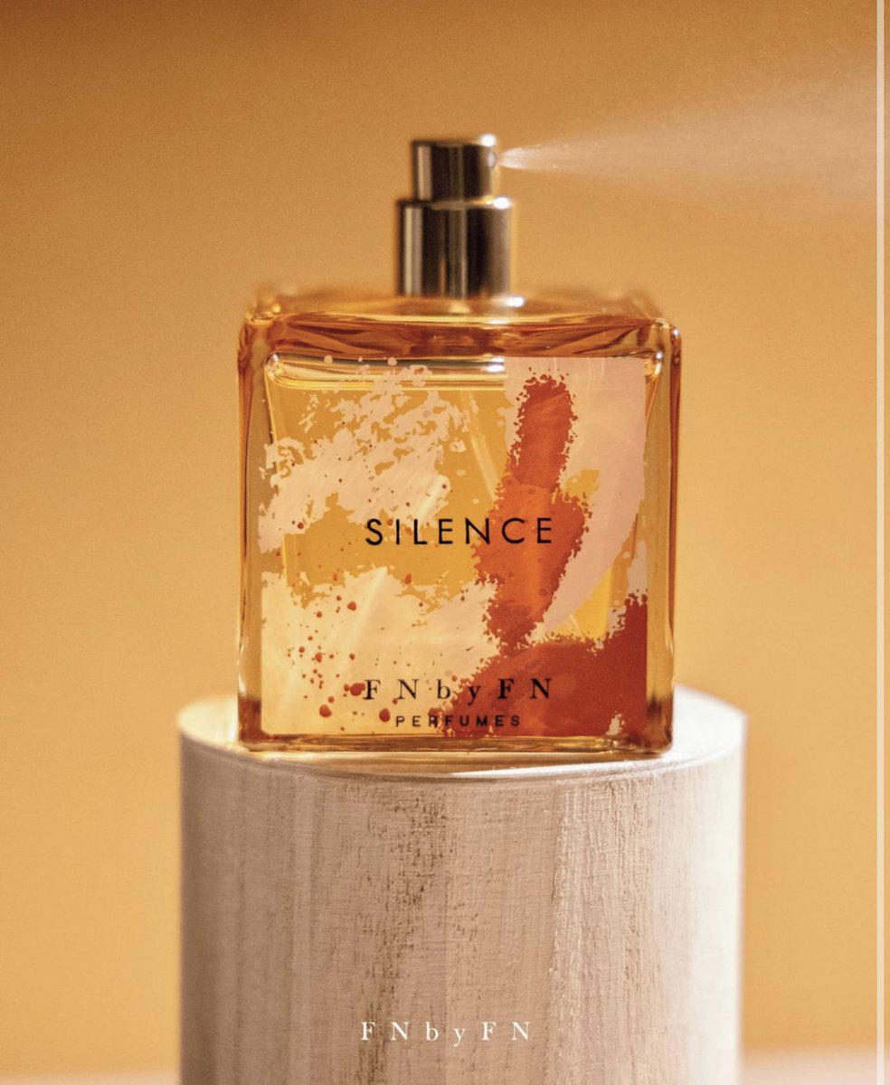 من جرب عطر سايلنس ؟

 #FnByFn