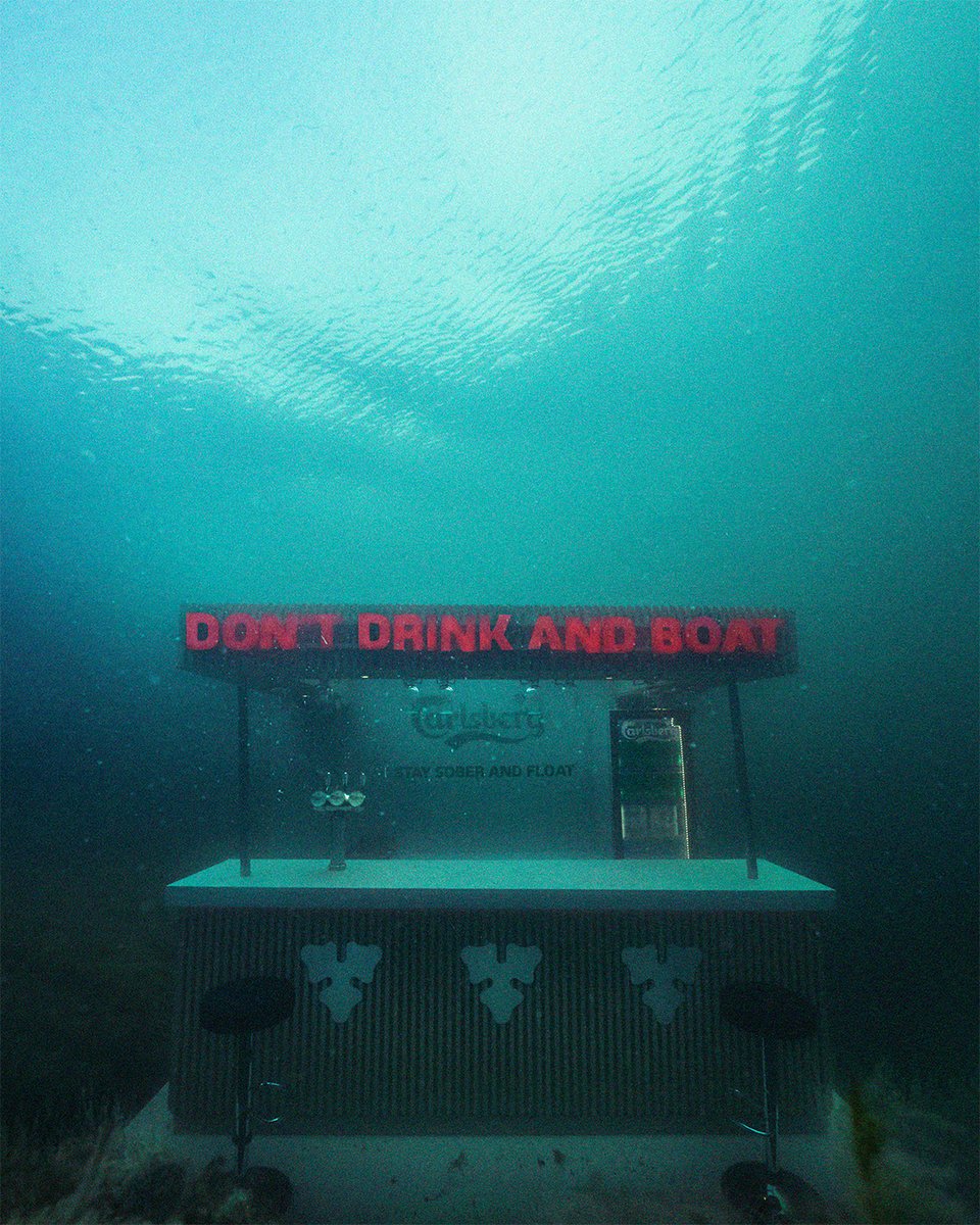 Don't drink and boat! A new activation from Carlsberg Sweden reminds people to be careful with water activities and alcohol. Read more: carlsberggroup.com/newsroom/carls… #Drinkresponsibly <a href="/CarlsbergSWE/">Carlsberg Sverige AB</a>