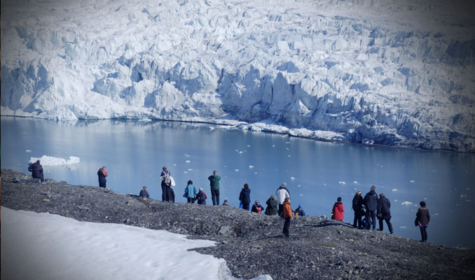 borsagundem's tweet photo. Türkler Kuzey Kutbu'nda ev alıp balıkçılık yapabilecek! #Balıkçılık #Spitsbergen #EvAlma #Konut #Mülk #KuzeyKutbu - https://t.co/aXva1PwID4 https://t.co/zAHwv5jQBV