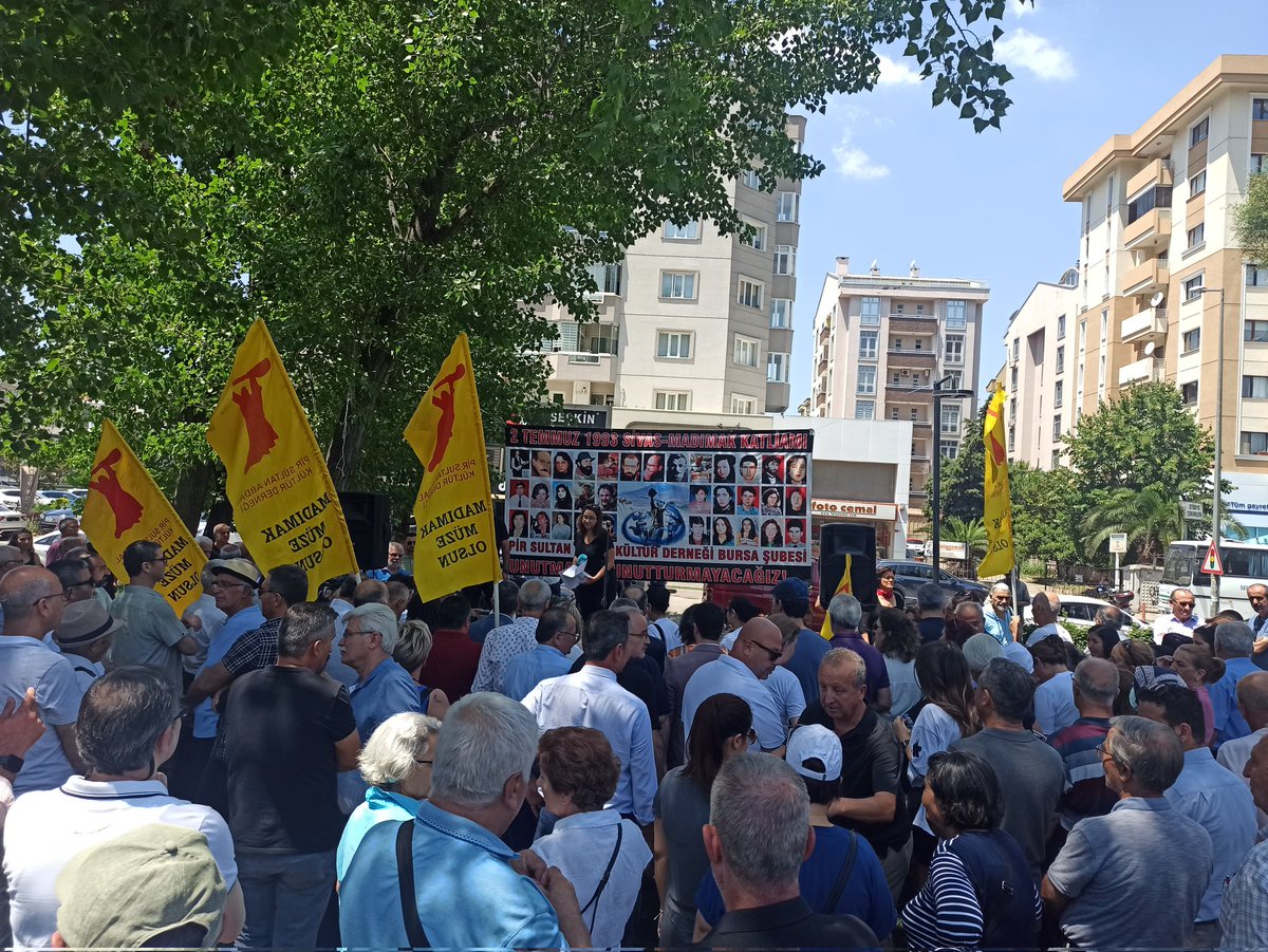 "Sivas'ı yakanlar AKP'yi kuranlar!"
#unutMADIMAKlımda