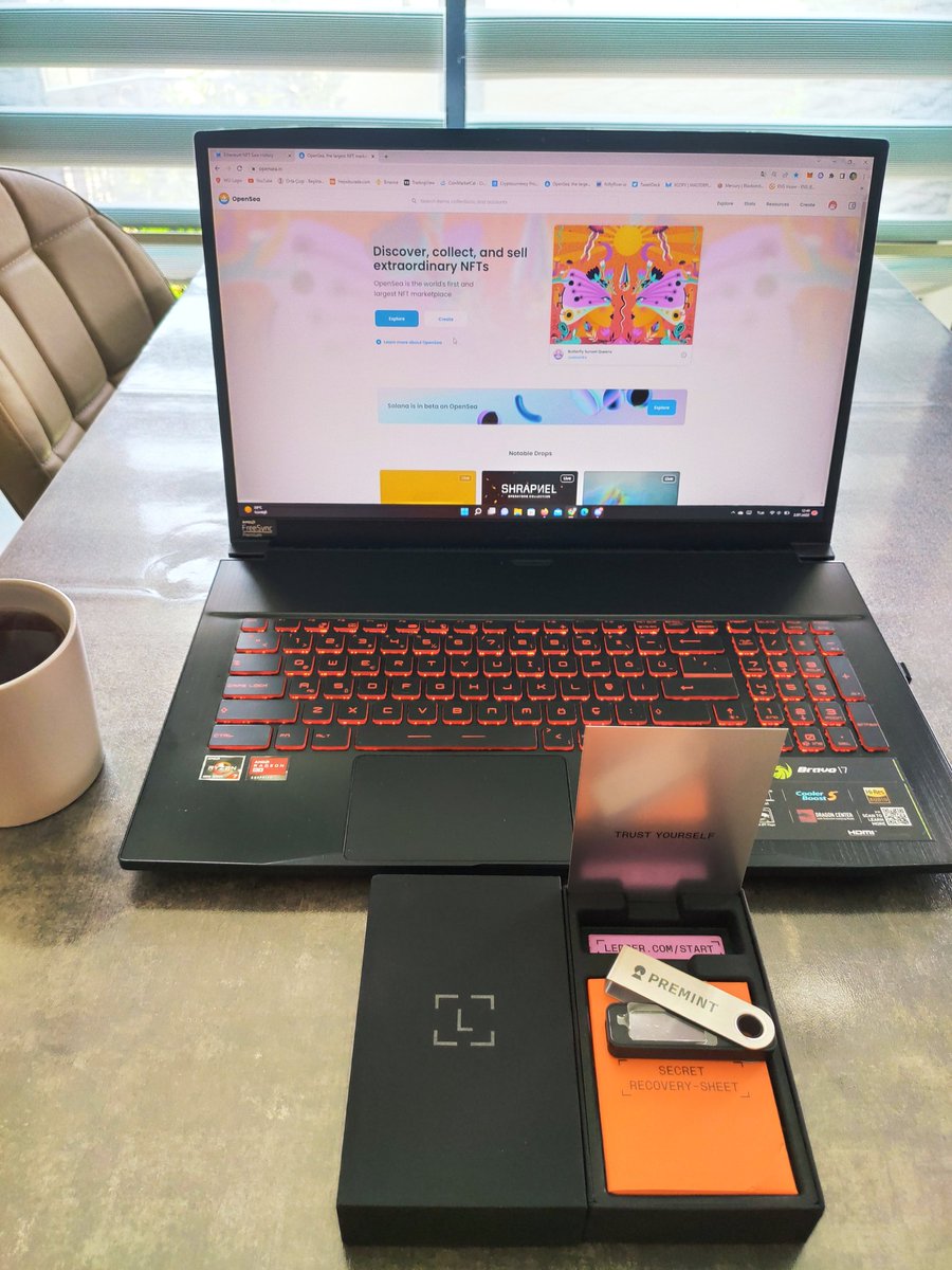 I just got my free @PREMINT_NFT Ledger.! 🔥
Thanks for keeping us safe <a href="/mulligan/">Brenden Mulligan</a> and <a href="/Ledger/">Ledger</a>.. Great collab 💜