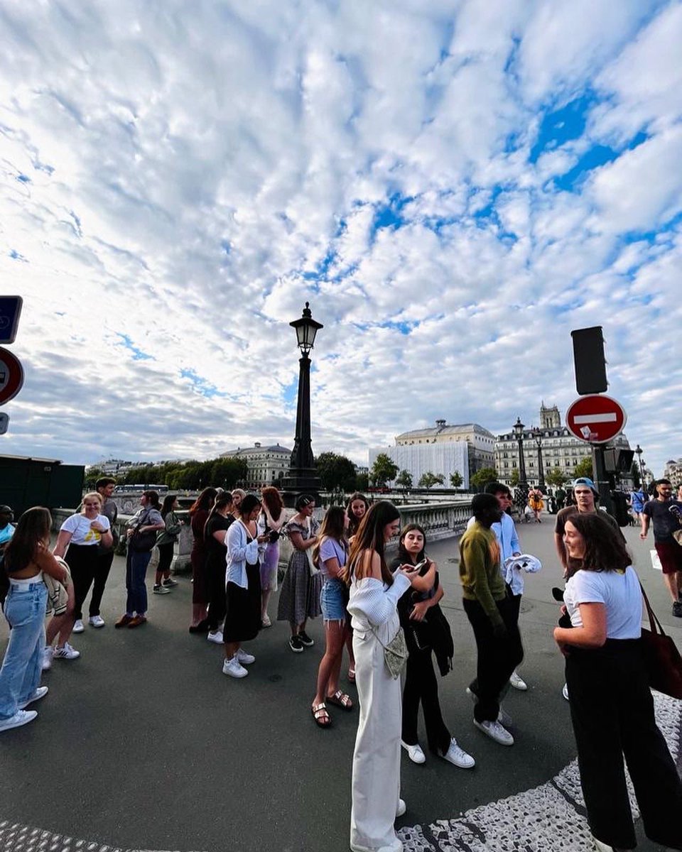 AbsoluteInterns's tweet image. This weekend, we’re welcoming our students who are beginning a new journey and starting their internships. From Lisbon to Singapore, Paris, London, Madrid and Barcelona, we wish them good luck and a happy arrival to these amazing locations! 📍🗺️ #absoluteinternship #interns