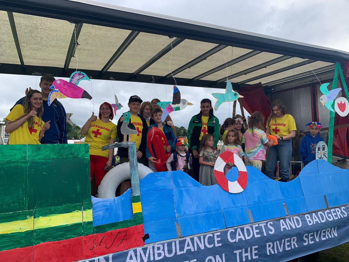 Did you see <a href="/SJAWorcYouth/">Worcester SJA Youth</a> out at <a href="/WorcsCarnival/">Worcester Carnival</a> today? They looked amazing. Thanks to the hard work of all involved from the youth, youth leaders and the #WorcesterCarnival organisers! Would you like to be a part of this amazing youth team? #AskMe how! #WorcestershireHour