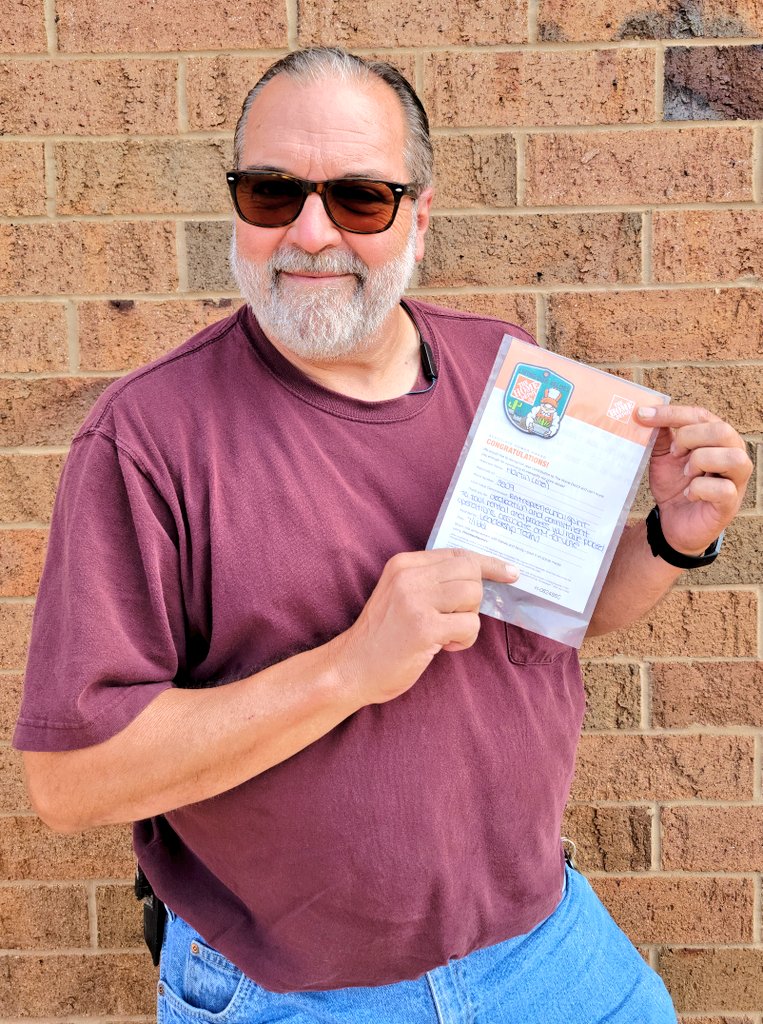 Great job Martin!!! Operations Associate of the month!!! Way to go!!!🎉 <a href="/HD3809/">Home Depot 3809</a> <a href="/Williams2Tom/">Tom Williams</a> <a href="/THDCarrieAdams/">Carrie Elchert</a> <a href="/John_Lerch/">John Lerch</a>