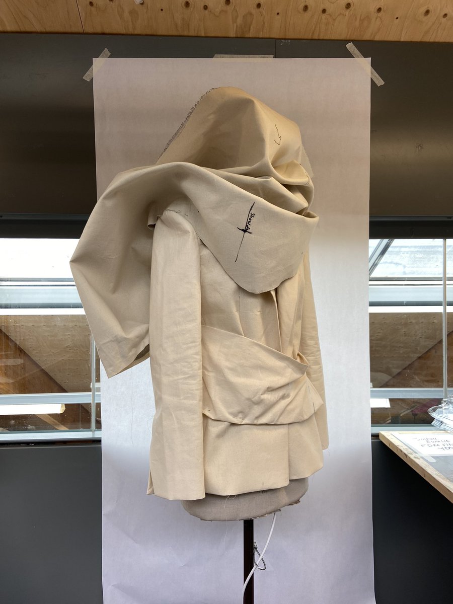 j_ewusie's tweet photo. Process, toiles from graduate collection. https://t.co/JPUutIphOY