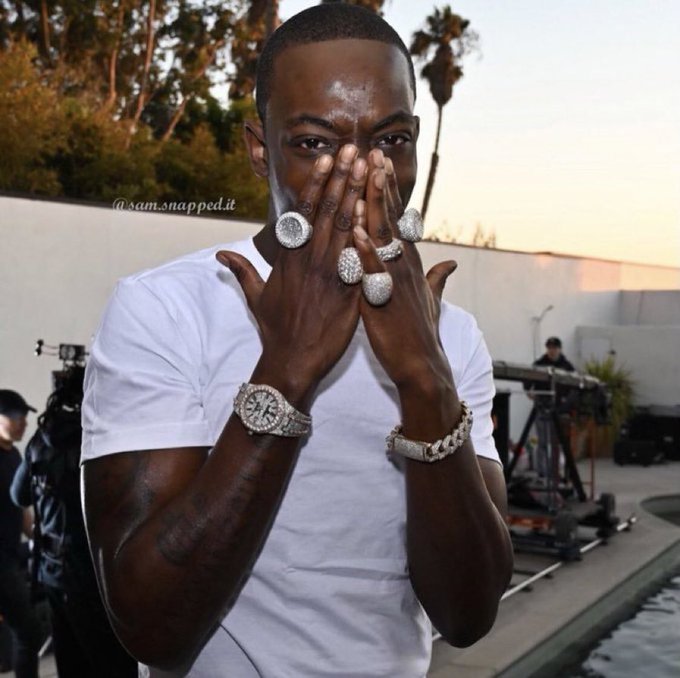 Guysss 🥹 https://t.co/mgJ105GPRK<a href="/tag/transformation"class="tags"><span>#transformation</span></a>