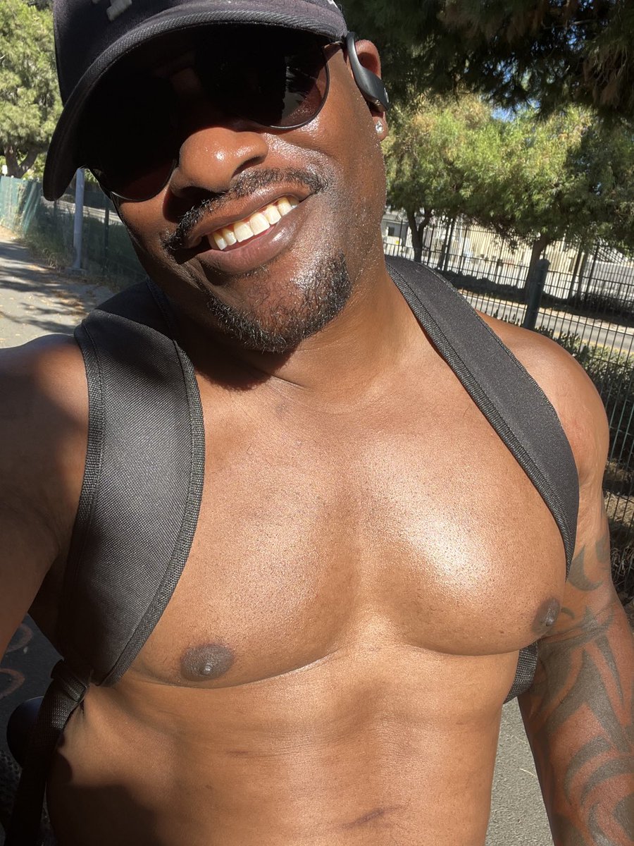 akaMrMarcus's tweet photo. Good mornin. Rise n grind 🚀 https://t.co/NgKFZlUdEy