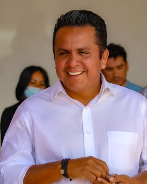 RodriCastM's tweet photo. Un buen día comienza con una sonrisa.
Con toda la alegría de tener un feliz fin de semana al igual que todos ustedes. Bendiciones 😃 https://t.co/gdVcC636pI