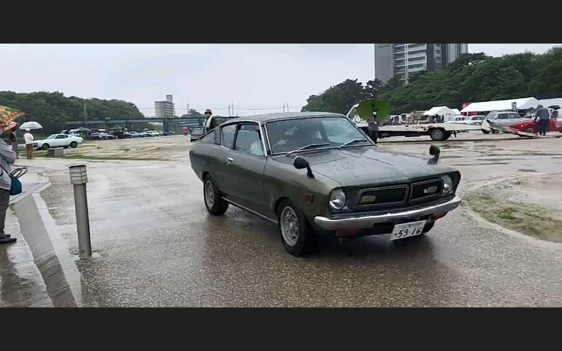 旧車及び日本車愛好家 この車のメーカーと名前分かる人いませんか 2ヶ月ほど前に岡崎の旧車祭り行ってきたんだけどこれだけ分からなかった T Co R1oluilxsw Twitter