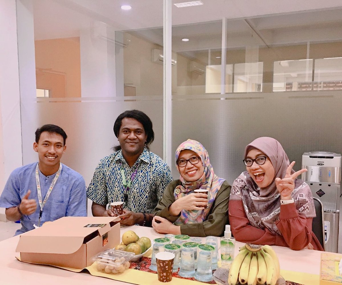 seru_ro's tweet photo. “Every moment is a fresh beginning.” – T.S. Eliot

#newmonthvibes #July2022  #lecturer #studentlife #umy https://t.co/7OVMdbtKWQ