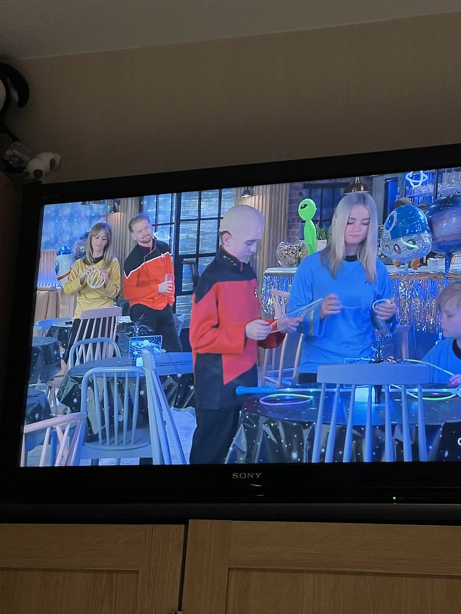 Ewanjames's tweet photo. When Star Trek meets Coronation Street. Loved the cosplay at Liam’s themed party! Even a Lower Decks uniform made an appearance! #StarTrek #StarTrekLowerDecks #coronationstreet https://t.co/FtdaFjFK7g