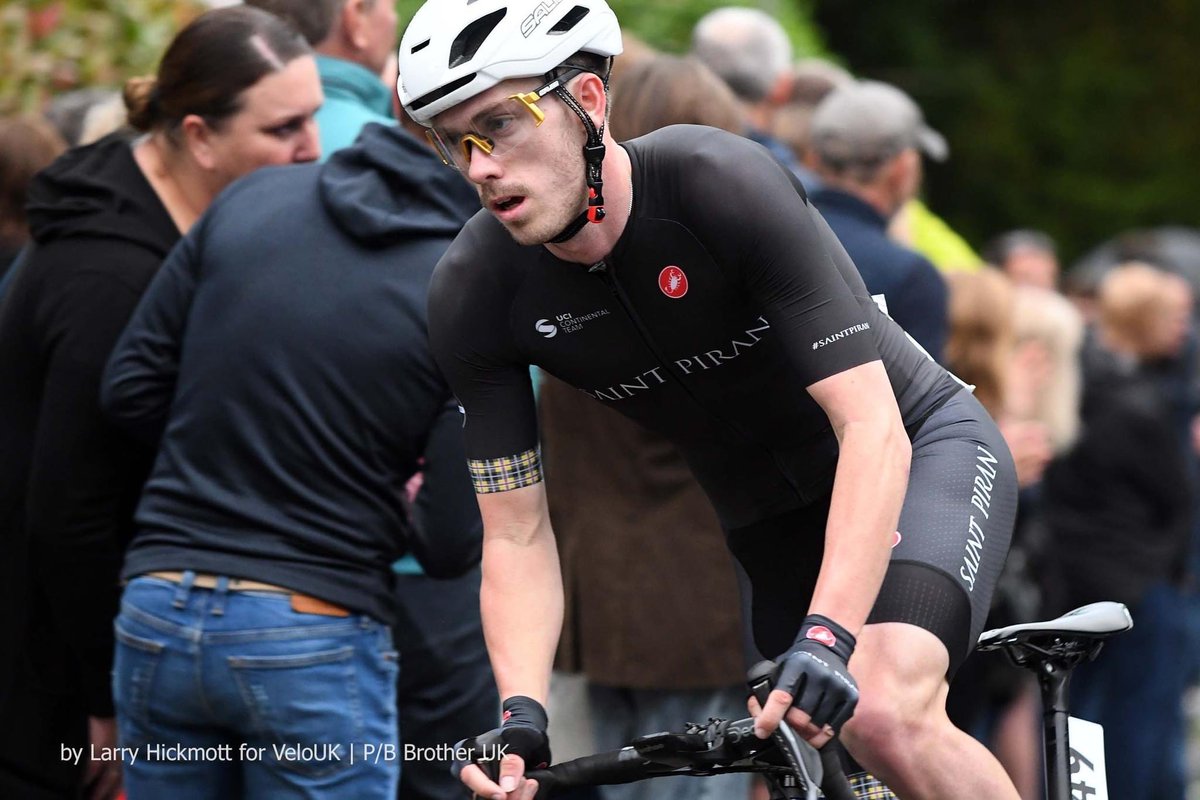 SaintPiranTeam's tweet image. 💥 NEW KIT DAY 💥

Do you like seeing @CooperSayers in his new @CastelliCycling and @SaliceUK team kit and accessories? We do! 

#SaintPiran