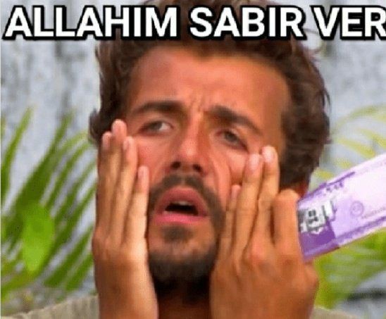 Ogedayin foto atmasını beklarkan