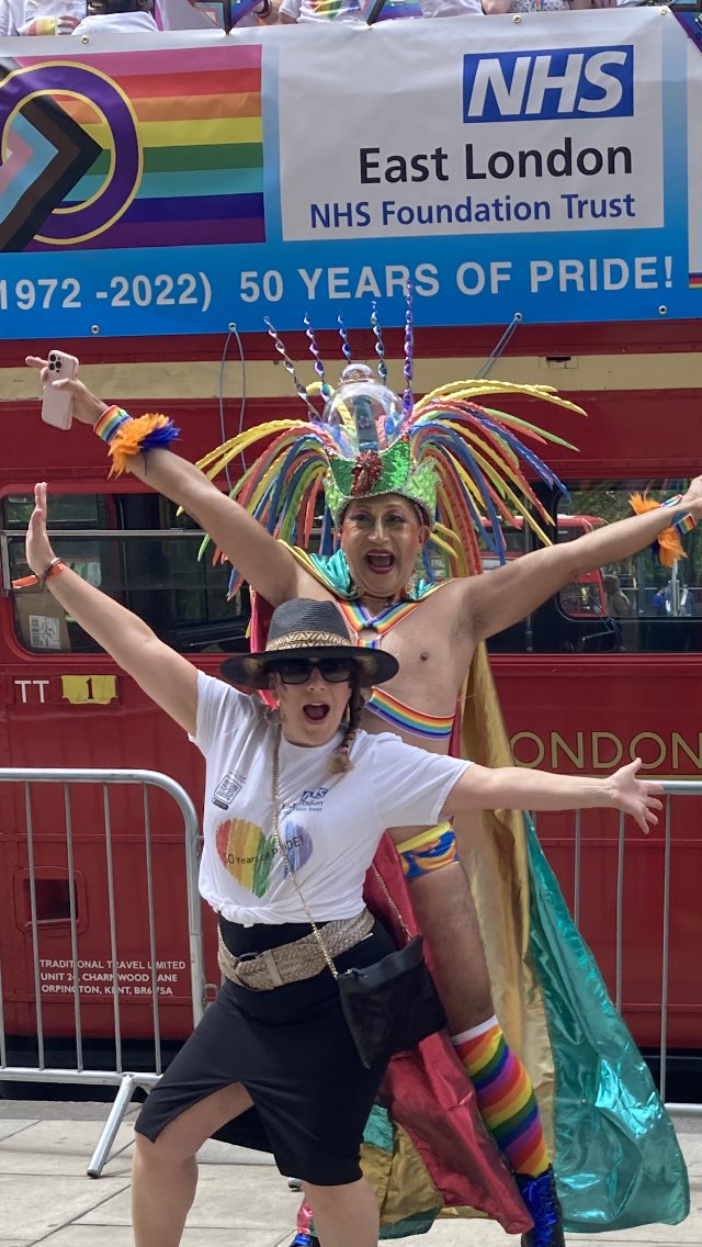 So proud to be here at Gay Pride today 🌈🏳️‍🌈⁦<a href="/NHS_ELFT/">East London NHS Foundation Trust (ELFT)</a>⁩ ⁦<a href="/gavinmarc/">Gavin Shields RN, RM, ACP</a>⁩ ⁦@ELFT_LGBTQ⁩