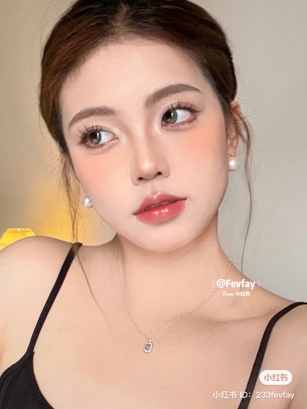 Twitter 上的 秘密 Mimi 中国コスメを1 3日でお届け 財閥女優メイク 手の届かない憧れの財閥のお姉さん 眉毛はしっかり 短めに アイラインも短めにがpoint 落ち着いたらカラーに まつ毛をしっかり濃くすることで 大人っぽく 高級感がでます