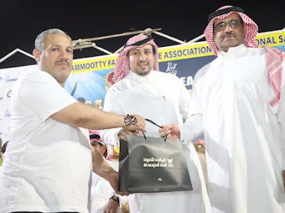 alfaisl_team's tweet image. تكريم من ادارة فريق #الفيصل الى الاستاذ نايف العواضي 

@nasem2222