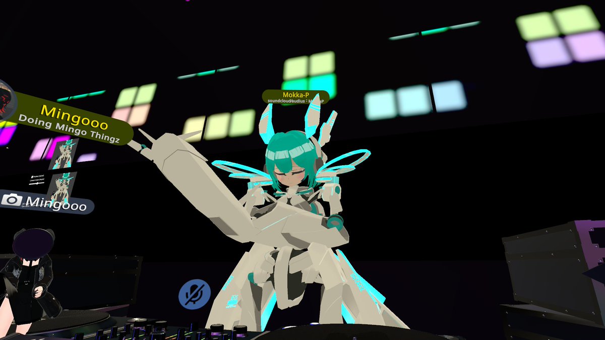 RecueemVRC's tweet photo. Thank you @PokuVR !!!

its our homeboy time!! @mokkasian !! https://t.co/6JJg5Zr4x1