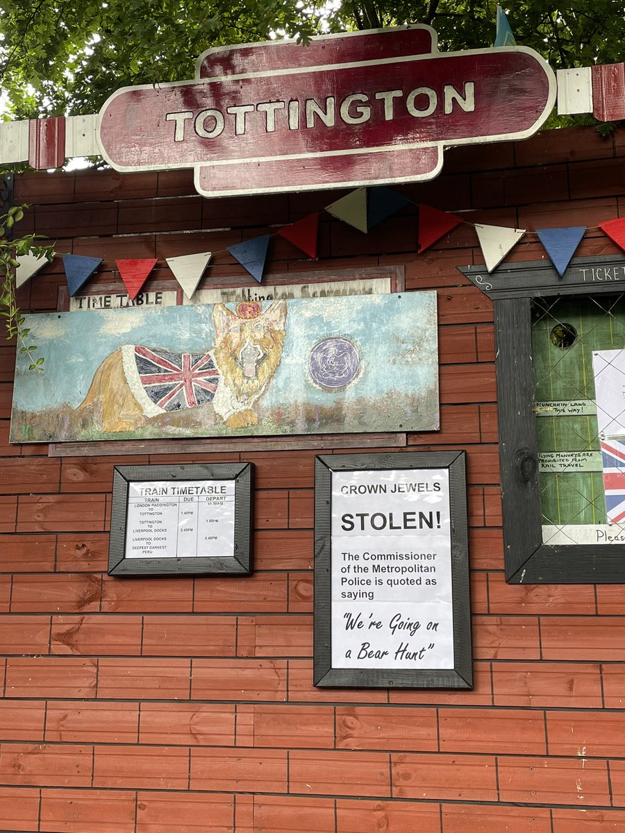 Although this one has been making me jump while he’s been sitting on my dining table this week, I still didn’t want to put him out in the rain last night! I’m not the artistic one unfortunately.