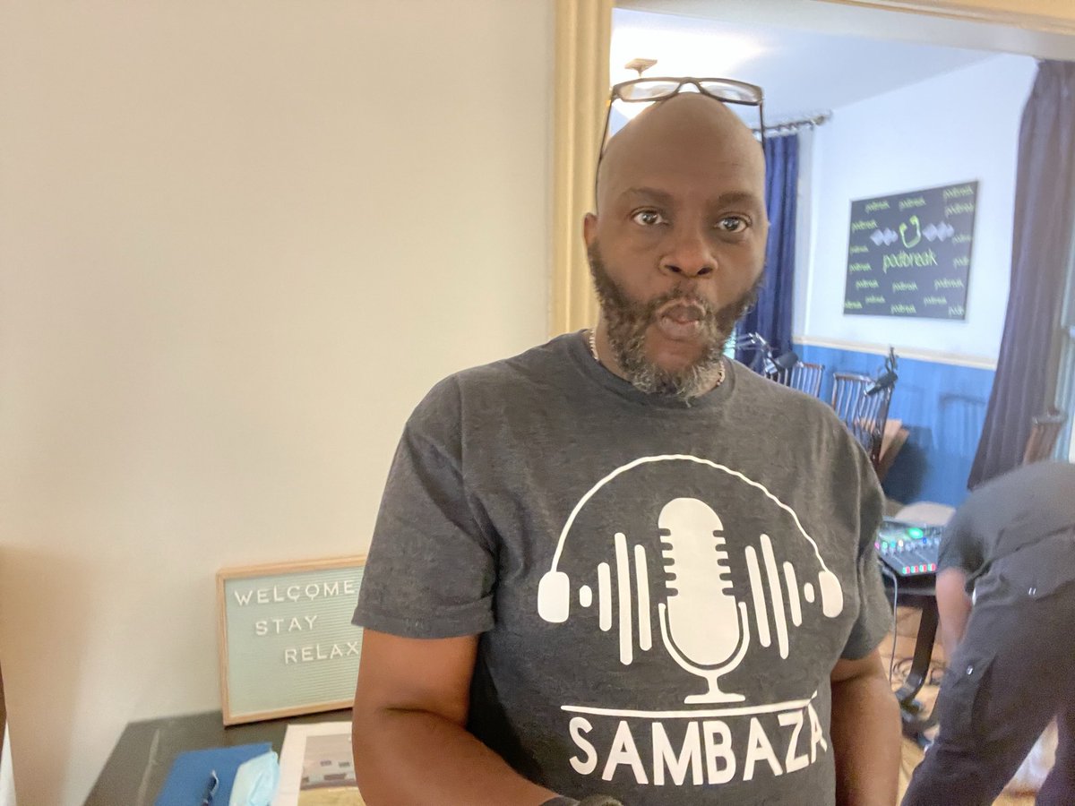 sambazapodcast's tweet photo. Getting ready to podcast!!! #podbreak #July4th weekend..with African Diaspora podcasters. #podbreak2022 #Chicago is lit!!! https://t.co/OfI1XjMtID