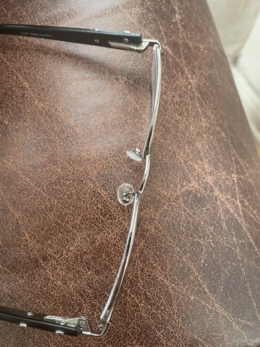 TarsieroRosanna's tweet image. My reglazed frame has arrived!
Lenses by @Lensology - it’s ULTIMA 1.74. My correction is -4 and it barely protrudes! #SoGrateful 
Frame by @directsight