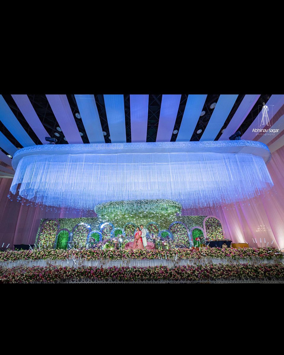 A 💍 S

#EngagementPortrait
#CouplePortrait

@abhinavsagarphotography

Decor: @yellowumbrella_events

#weddingDecor #Teluguwedding