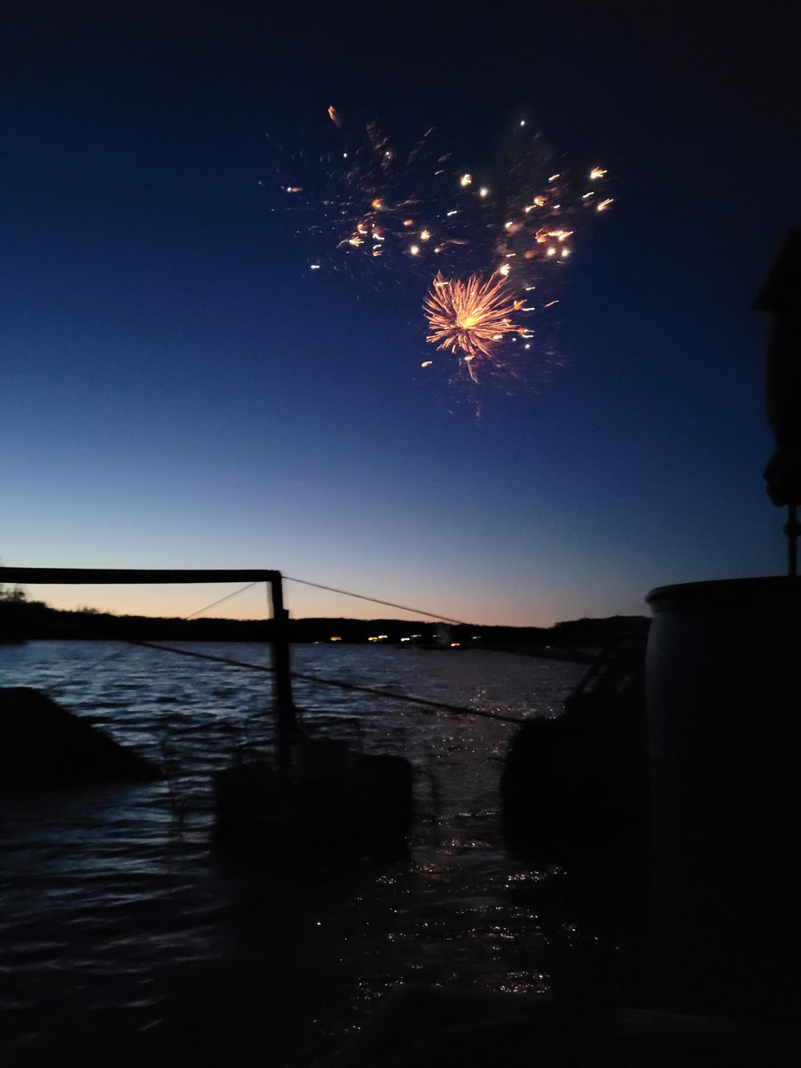 tomt27's tweet photo. Great Canada day with family! https://t.co/ABLRBnoD55