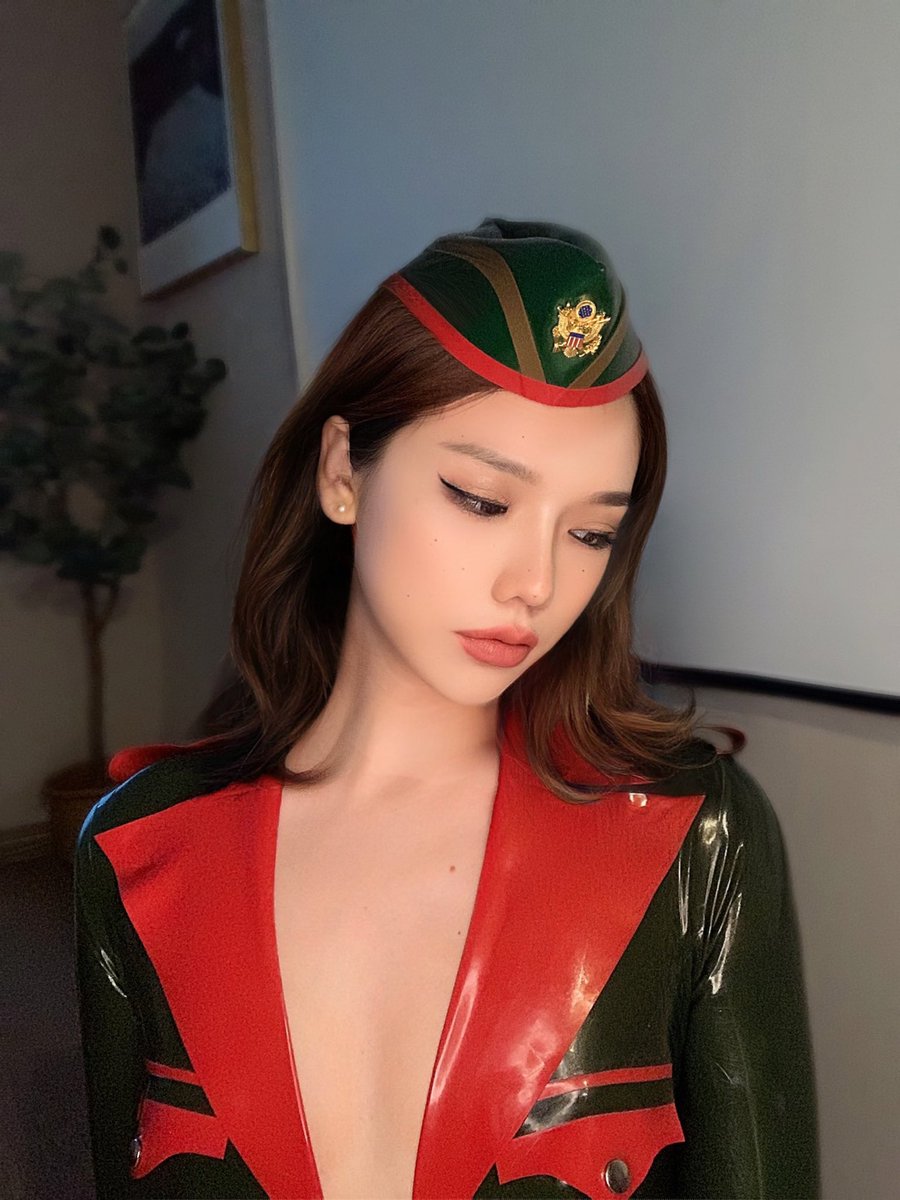 冒个泡 #latexlady #rubber