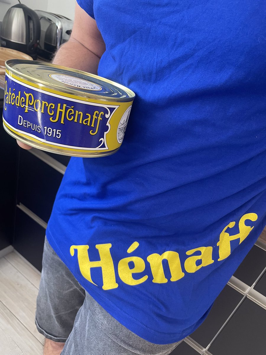 Severine_P's tweet photo. Dis que t’es breton sans dire que t’es breton… @JeanHenaffSA 🤩 #henaff https://t.co/eCVg8f3qPx