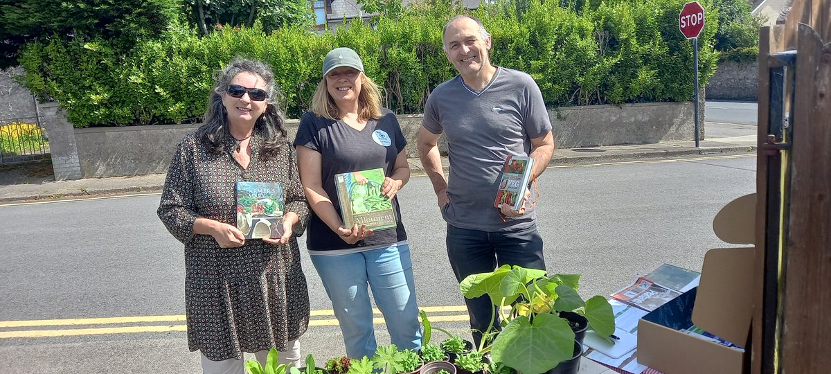 Tramore Eco Group (@tramoreecogroup) on Twitter photo A fantastic turnout at Afra's table this morning,with the launch of Tramore allotments. Thank you all for your support on this beautiful sunny morning. 🍎🐝🌻🥦🦋🌼🥬 <a href="/EnergiaGIG/">Get Ireland Growing</a> <a href="/BioDataCentre/">Biodiversity Ireland</a> <a href="/WaterfordCounci/">Waterford City & County Council</a> <a href="/wlrfm/">WLR</a> <a href="/RTENationwide/">RTÉ Nationwide</a> A fantastic turnout at Afra's table this morning,with the launch of Tramore allotments. Thank you all for your support on this beautiful sunny morning. 🍎🐝🌻🥦🦋🌼🥬 <a href="/EnergiaGIG/">Get Ireland Growing</a> <a href="/BioDataCentre/">Biodiversity Ireland</a> <a href="/WaterfordCounci/">Waterford City & County Council</a> <a href="/wlrfm/">WLR</a> <a href="/RTENationwide/">RTÉ Nationwide</a>