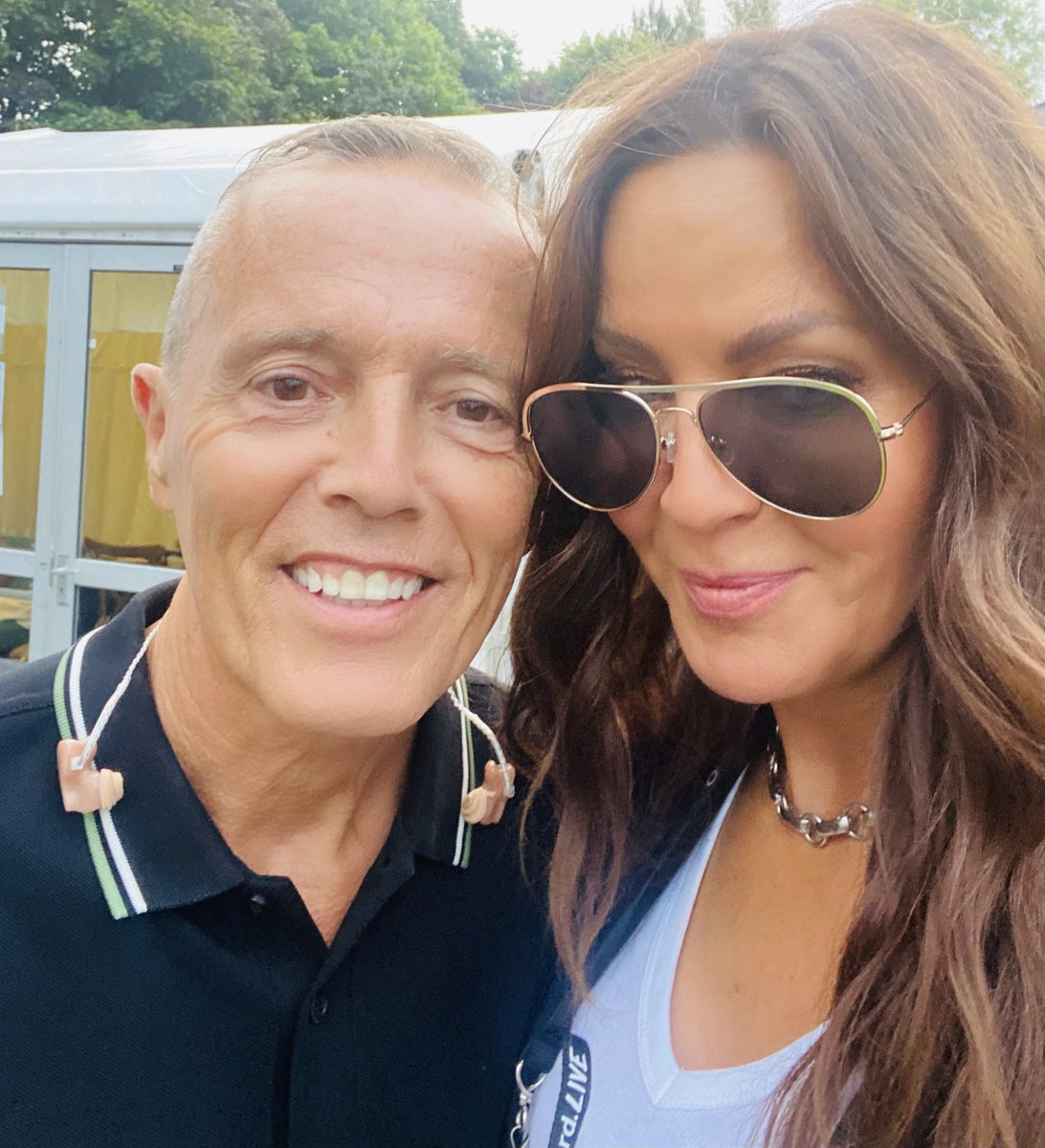 mimgrey's tweet photo. Well that was a trip back in time for me. Lunchtime gig with Carol Decker then supporting Tears For Fears in Telford. Ding Dong Curt Smith ๐ฅฐ๐๐ธ๐ค#tearsforfears #tpau #tearsforfearsmusic #curtsmith #curtsmithofficial #rolandorzabal #caroldecker #patsharp #livemusic #80s #mimgrey https://t.co/uOj2xNJFtw