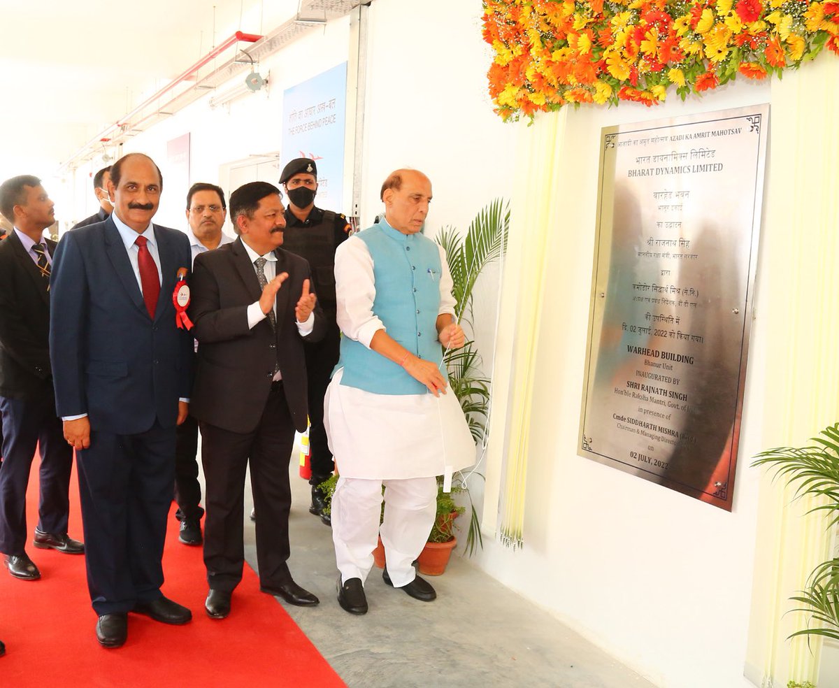 Visited the Bhanur Unit of Bharat Dynamics Limited (BDL) in Telangana today and dedicated to the Nation a number of new manufacturing facilities. The DPSUs are working diligently towards realising PM Shri @narendramodi’s vision for ‘Aatmanirbhar Bharat’. pib.gov.in/PressReleasePa…