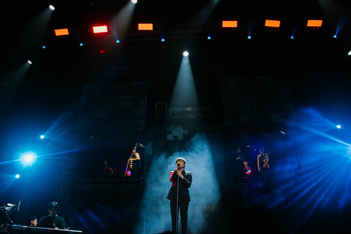 viva_records's tweet photo. Mga BINHI sa New Frontier!! 
HAPPENING NOW: Arthur Nery SOLD OUT Solo Concert at the New Frontier Theater. 

Official T-shirt Merchandise is still available at the New Frontier Theater Lobby. 

#ArthurNeryConcert 
ARTHURNERY SOLOCONCERT https://t.co/pFDzRSc150