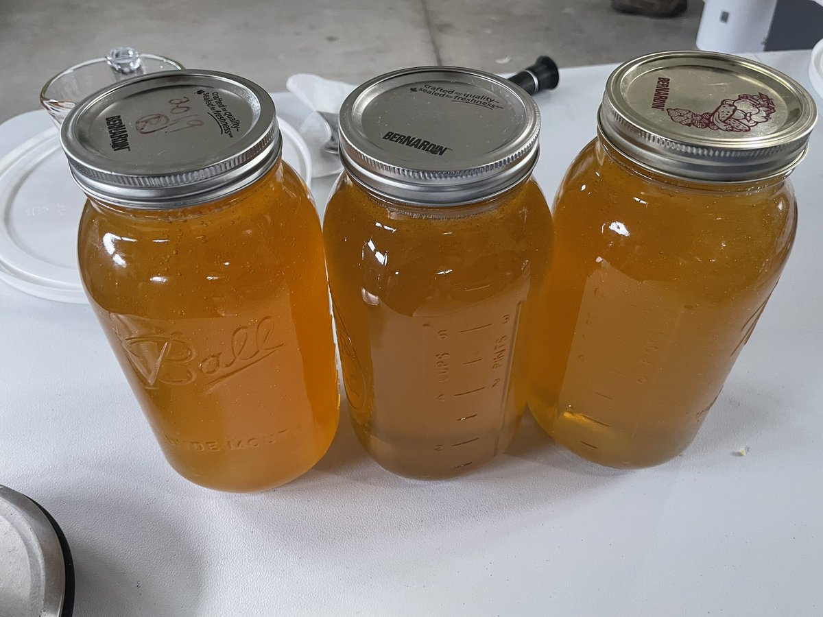 kyotemoe's tweet photo. 3 Hives brought in 120lbs of honey yesterday.  It’s a start but lots to go… https://t.co/y3bPyzSheX