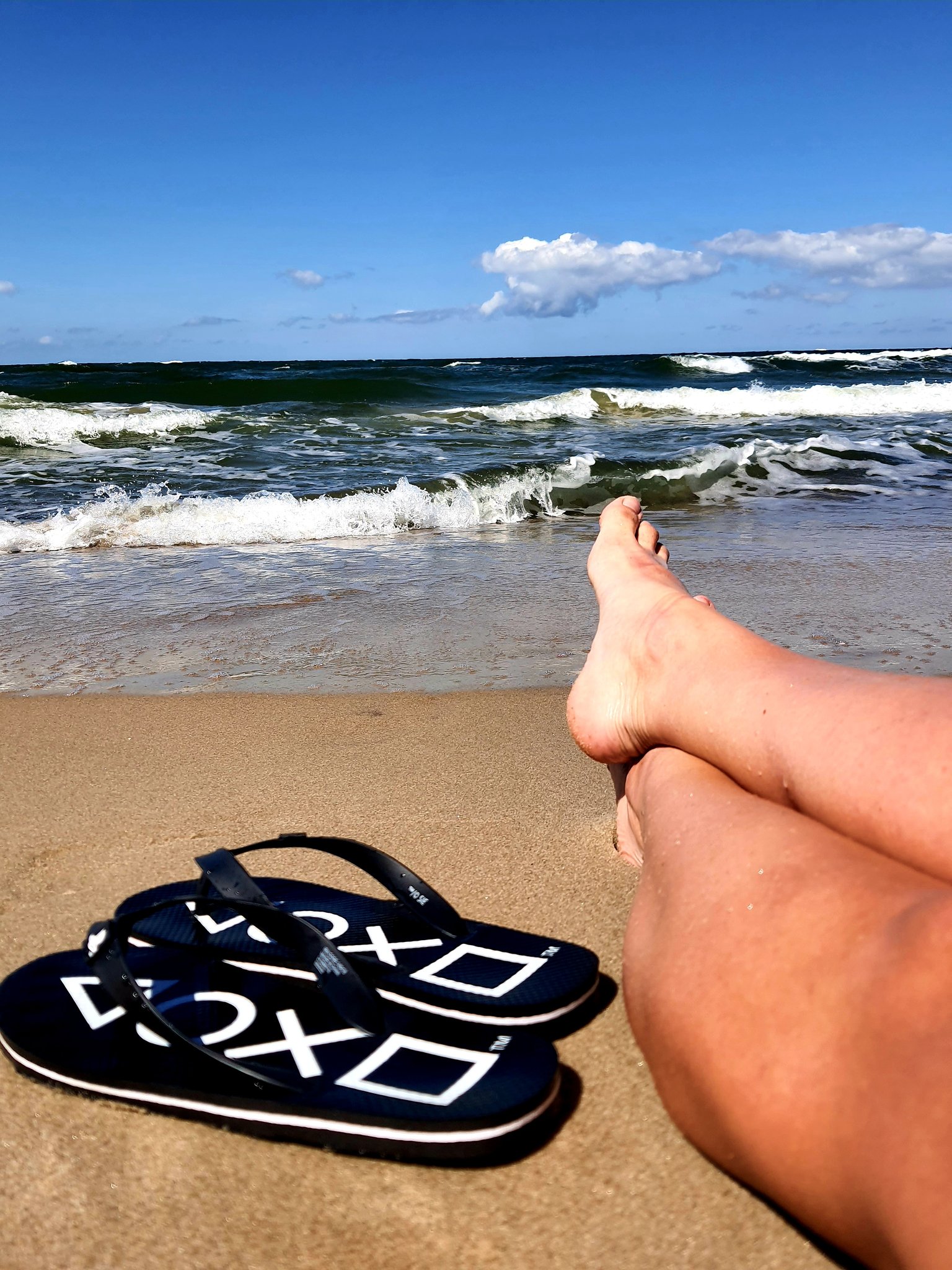 FWqfWoSX0AEpEp3?format=jpg&name=large