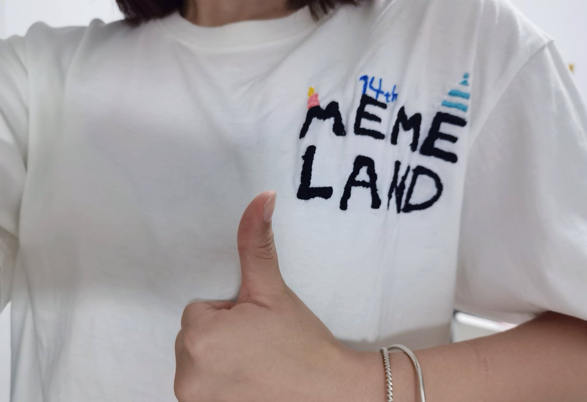 lin3999's tweet photo. new t-shirt for memeland🥳🥳
@9gagceo @memeland https://t.co/TcdToT9W5z