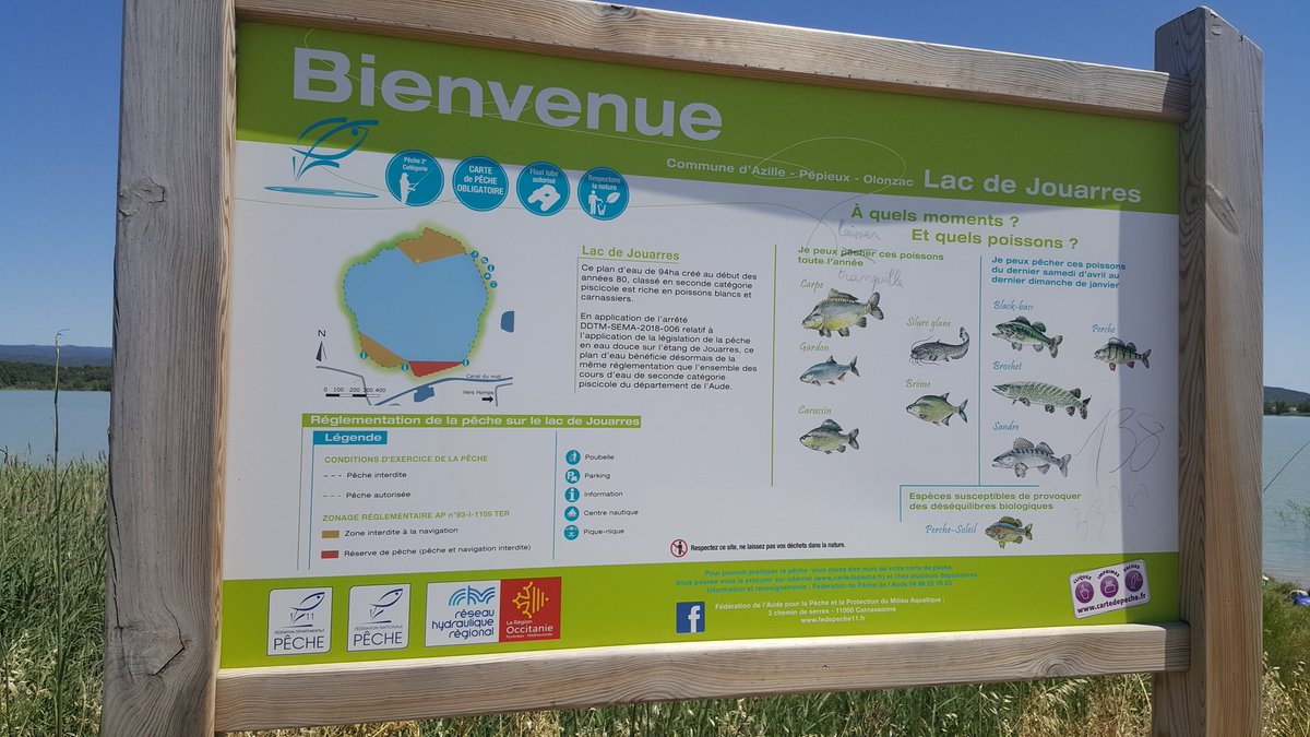 MagnoliaFrance's tweet image. Lac de Jouarres lovely on a hot sunny day #Homps #Azille Fishing too🌞