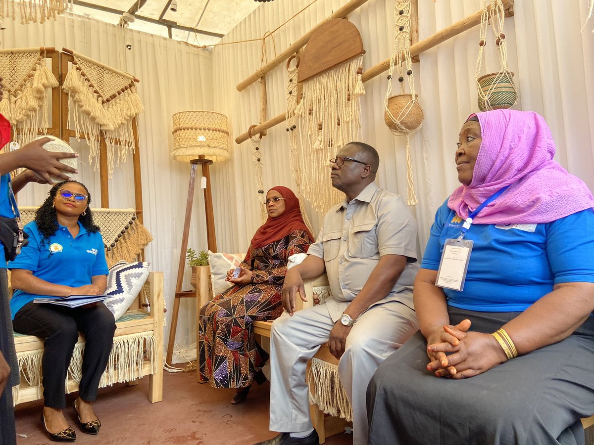 TanzaniaWomen's tweet photo. Among other entrepreneurs at TWCC’s pavilion, Hon. Ashatu Kijaji visited @REFIXIT1: a youth-led social enterprise combining traditional skills and modern designs to make creative &amp; eco-friendly handmade products for building spaces. https://t.co/a6N96GhsAw