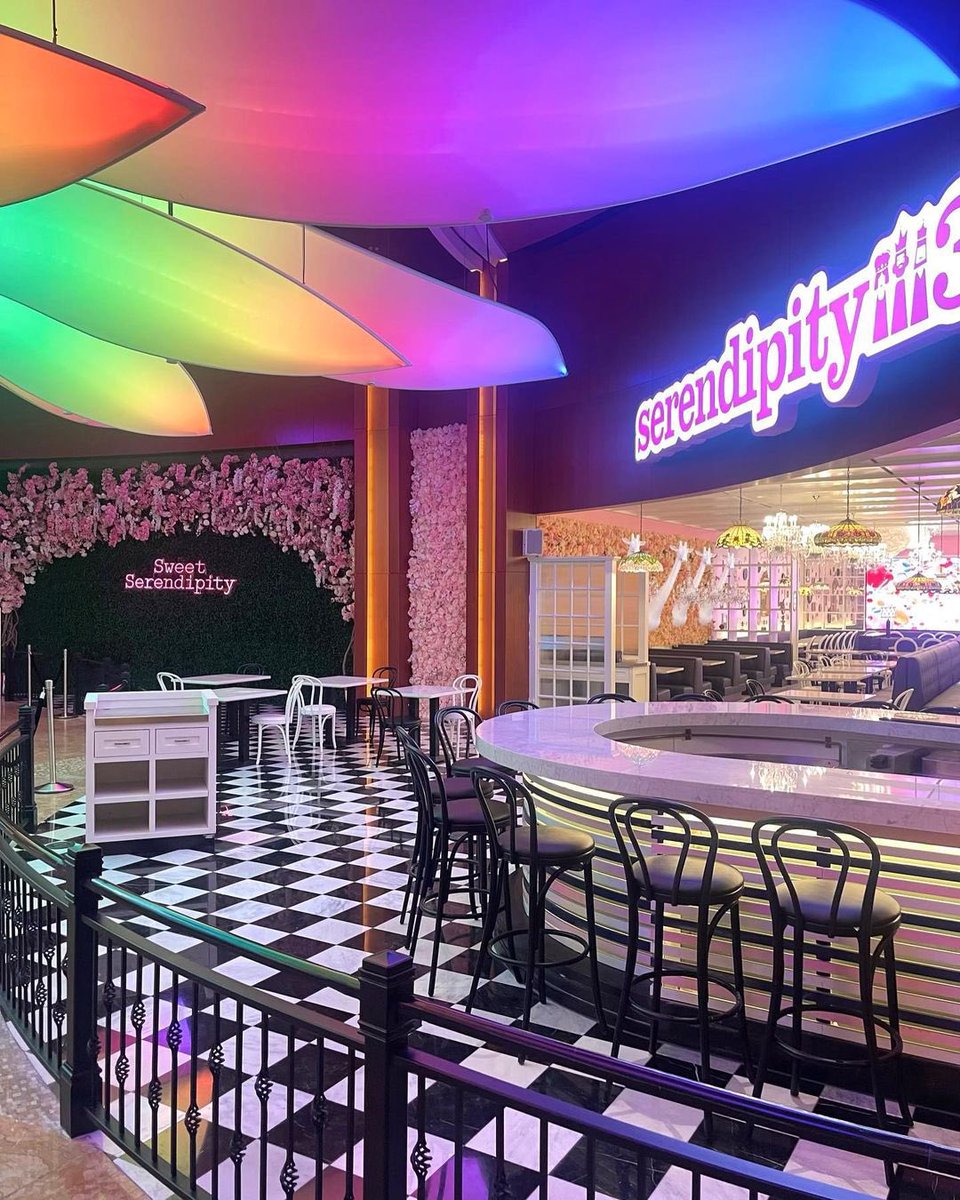 GomezSource's tweet photo. NEW: Serendipity3 in Atlantic City has opened with art work and framed photographs of Selena Gomez https://t.co/buZpAhbdMa