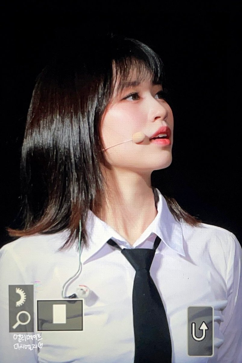 220702 프리뷰🖤🤍

#wekimeki #위키미키 #elly #엘리 #정해림