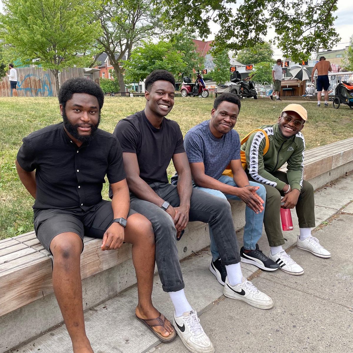 JeffreyFasegha's tweet photo. @FyyneHQ team on the streets of Toronto with our good friend @EfosaObano https://t.co/GUn4DVtrtl