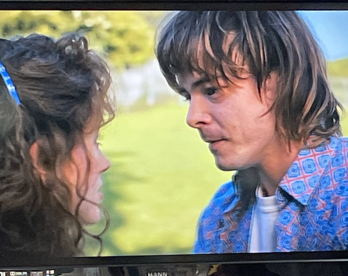 RosssTM's tweet photo. They did them so dirty this season 😒😒😒 #StrangerThings #jancy https://t.co/yWnfZzfD54
