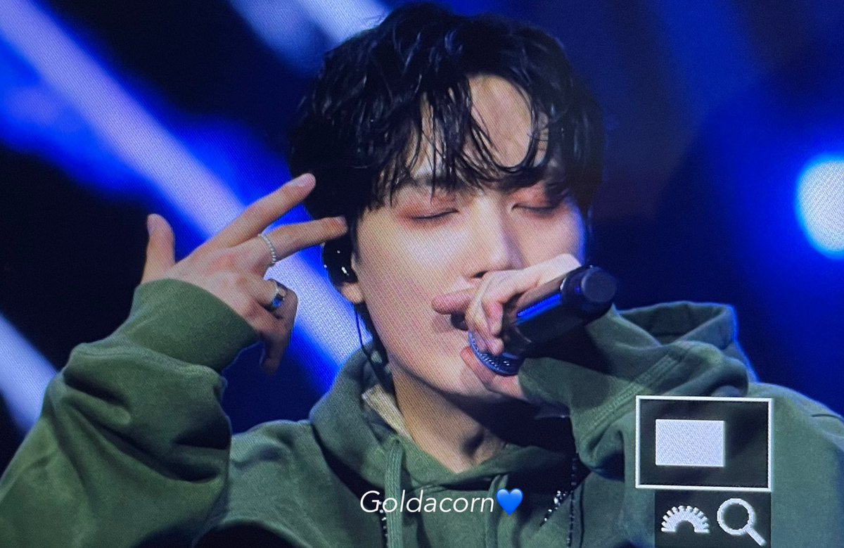 220702 무대 너무 보고싶어따💙

#김종현 #JONGHYEON