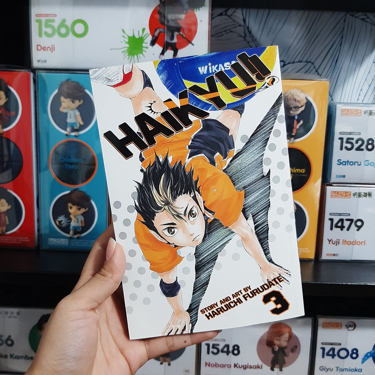 takomochichi's tweet photo. thank you so much @HapiManga. Volume 19 nalang kulang #HapiReviews https://t.co/EFem7o5hYi