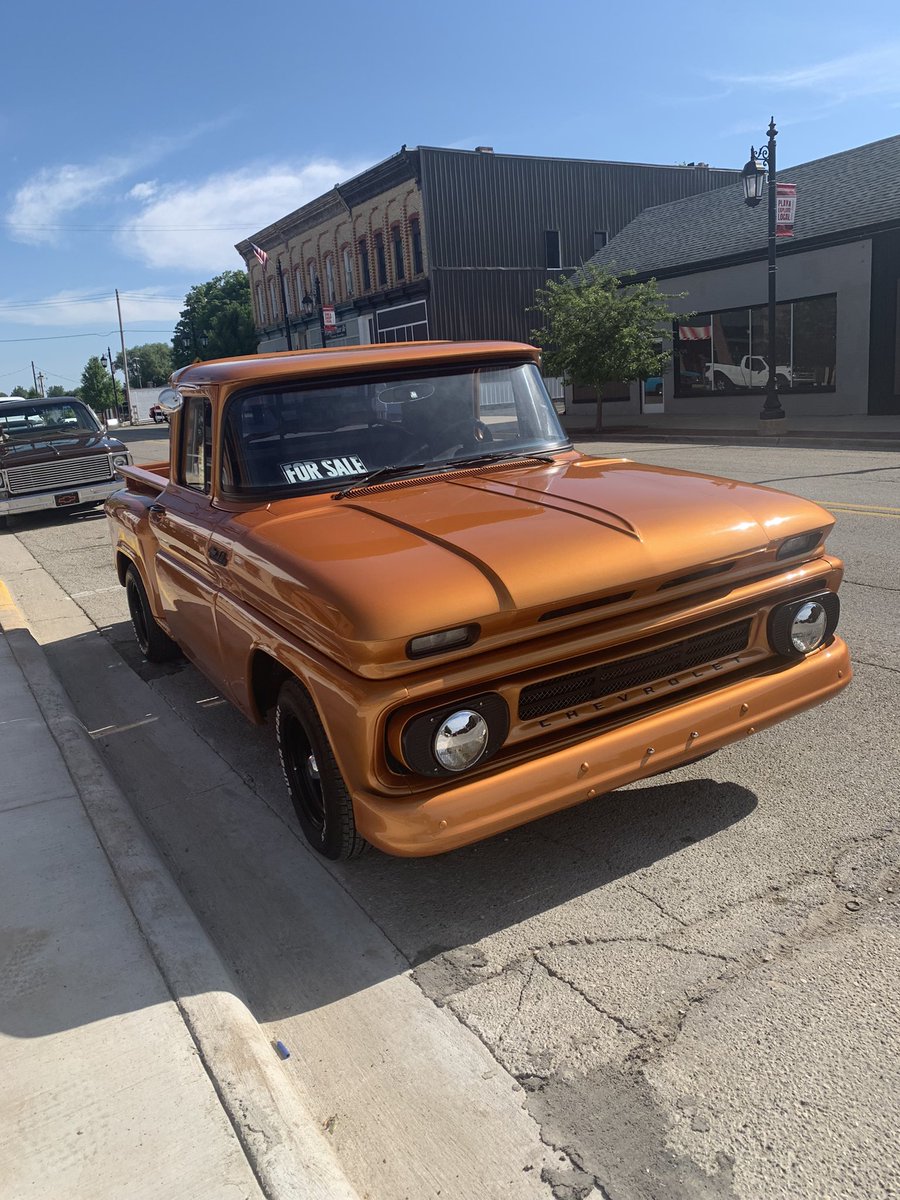 ConradioDave's tweet photo. Dang! Cedar Springs Patriot's Motor Show and Festival doesn’t start til noon but these beauties are already here! Runs noon til 6.  Free tix &amp; T-shirts if ya see me👀 @HeroServices4 https://t.co/sLumnYAZLz